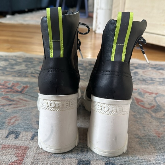 Sorel Brex Heel Boots size 8.5 - Picture 5 of 9